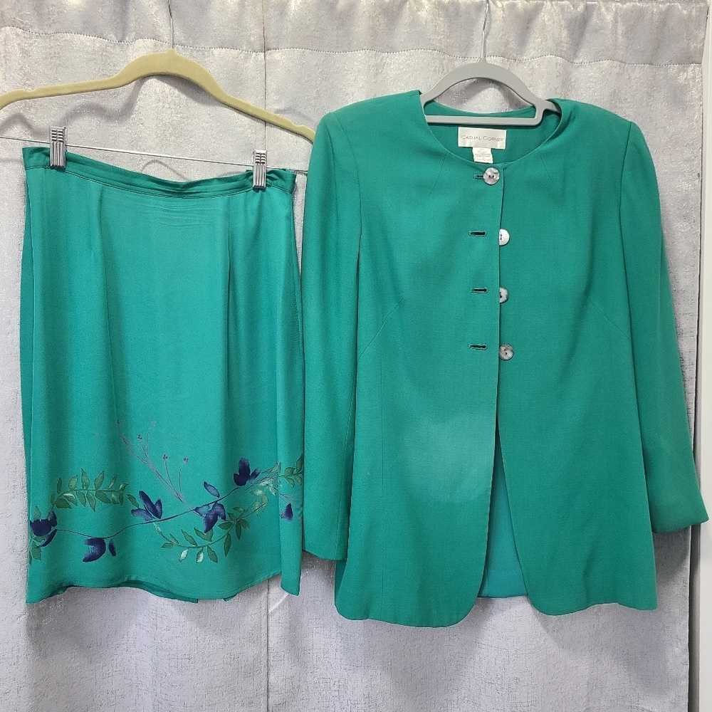 Silk Vtg Casual Corner Elegant Green Skirt with Floral Accents Size‎ 6